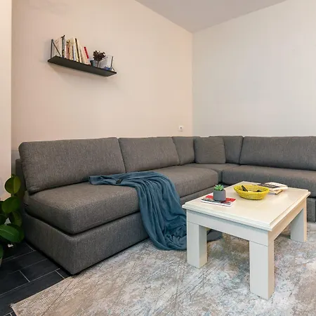 Apartment Green Oasis *