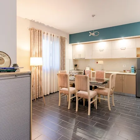 Green Oasis Apartment
